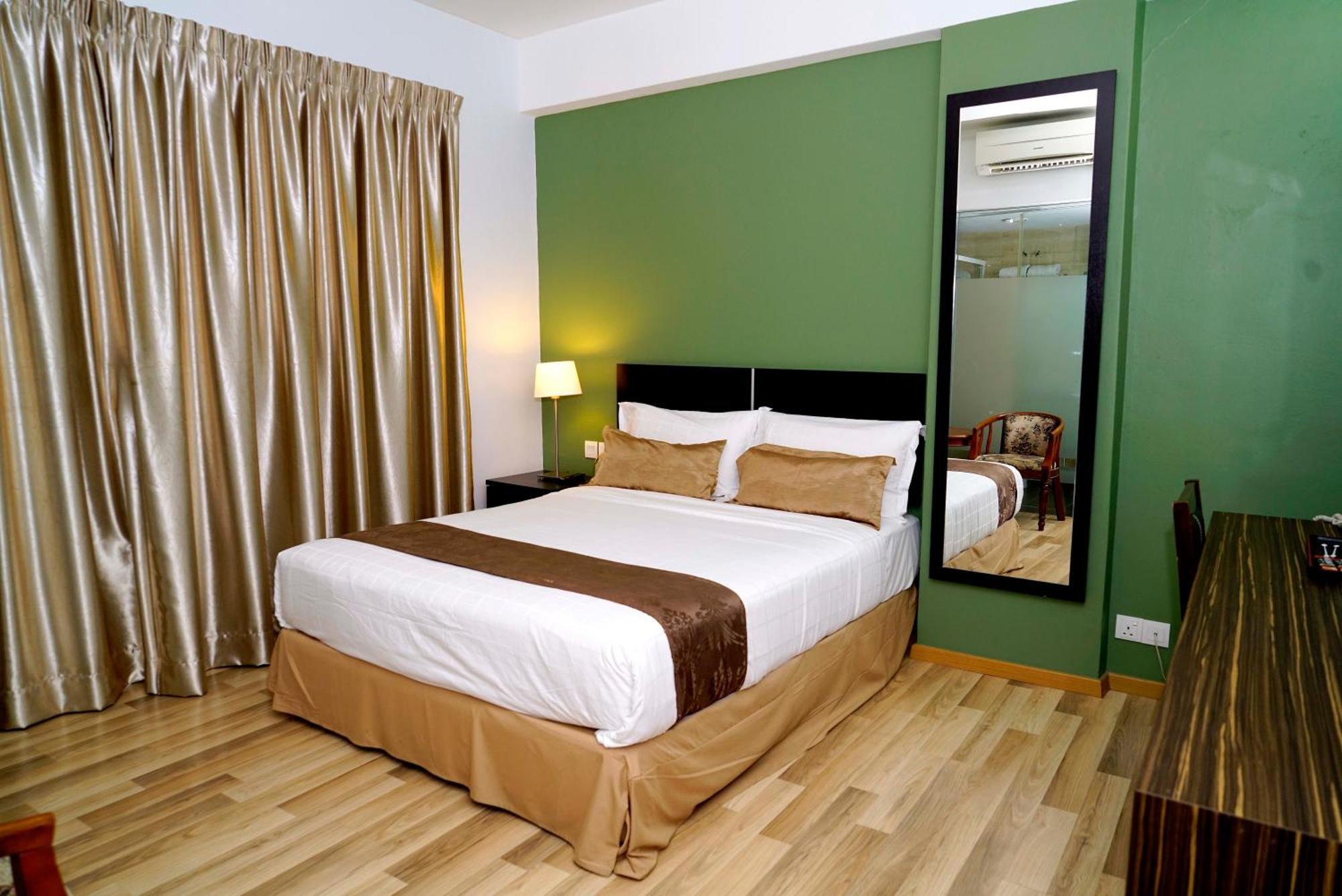 Alami Garden Hotel 3*